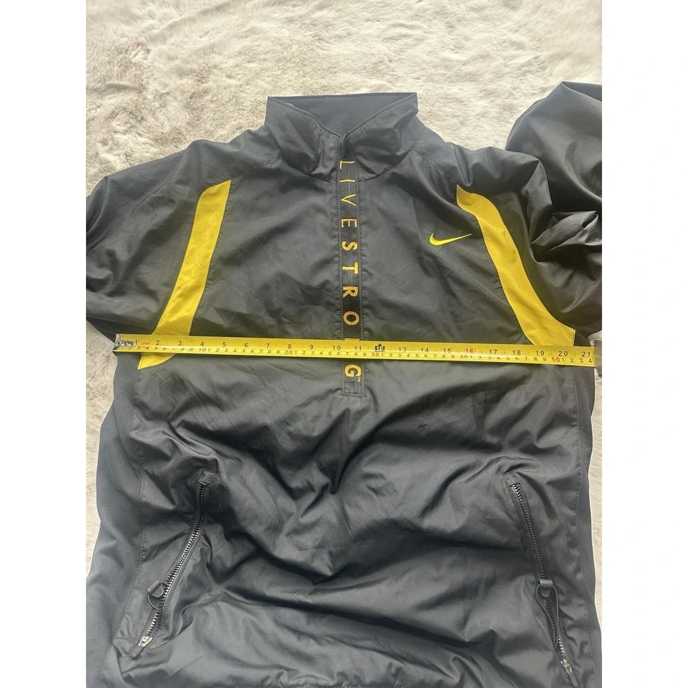 Vintage Nike Livestrong Mens M Spell Out Lance Armstrong Pullover‎ Jacket Black